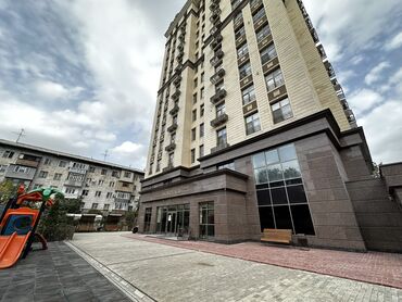 сдается квартира в рабочем городке: 4 бөлмө, Кыймылсыз мүлк агенттиги, Чогуу жашоосу жок, Толугу менен эмереги бар