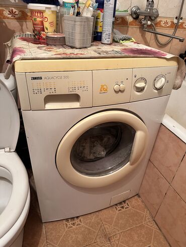 механическая клава: Стиральная машина Zanussi, Б/у, Автомат, 10 кг и более