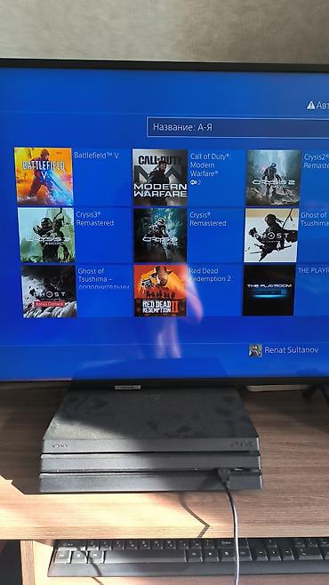 сони плейстейшн 4 про: PlayStation 4 Pro (черная, серия CUH-7xx) с двумя беспроводными — 3