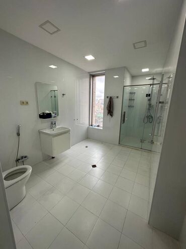 Ofislər: Xətai metrosunun arxası, 12 mərtəbəli plazanın 12 ci mərtəbəsində -da lalafo.az — 22 Ofislər: Xətai metrosunun arxası, 12 mərtəbəli plazanın 12 ci mərtəbəsində — 22