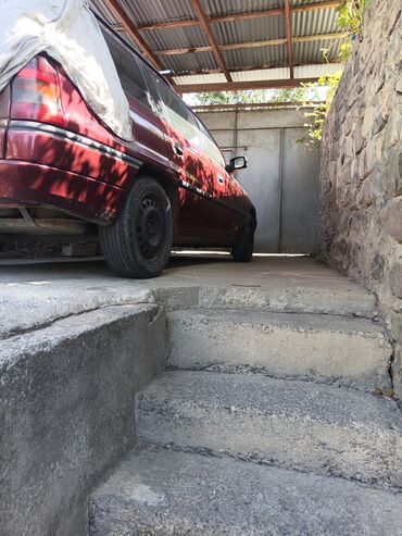 Həyət evləri və villaların satışı: 6 otaqlı, 140 kv. m, Kredit yoxdur, Orta təmir -da lalafo.az — 27 Həyət evləri və villaların satışı: 6 otaqlı, 140 kv. m, Kredit yoxdur, Orta təmir — 27