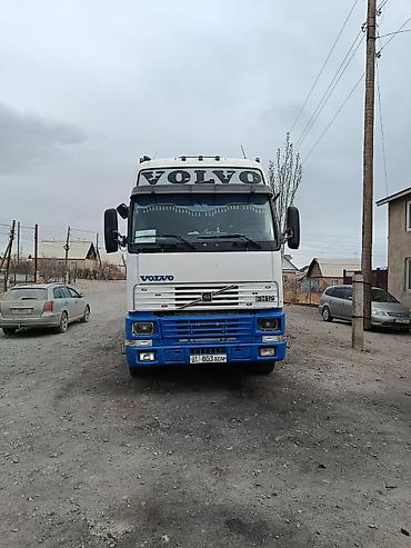 Тягачи: Тягач, Volvo, 2000 г., Бортовой — 6