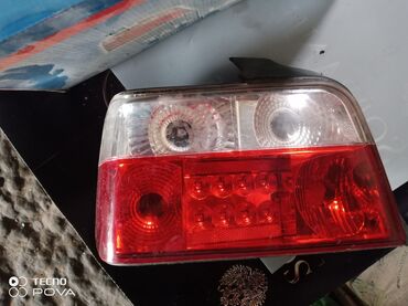 Arxa stopları: LED, BMW, İşlənmiş
