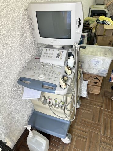 Медицинское оборудование: УЗИ аппарат работает отлично! Всего 2000$