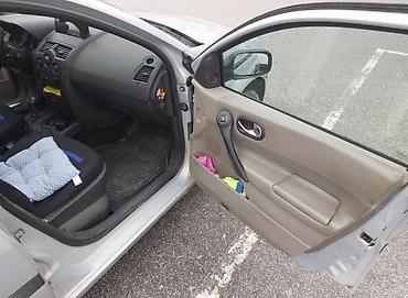 navigacija za auto cena: Megan mk2 2003 1.6 benzinac braon sto je na branicima je git da popuni — 3