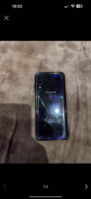 samsung s8 plus: Samsung Galaxy A70, 128 GB, Barmaq izi, Simsiz şarj, Sənədlərlə