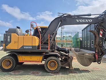 компрессор howo: Экскаватор, Volvo, 2017 г., Колесный — 2