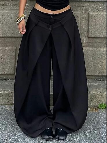 Pantalone
Cena 2600
Uni vel.
V20