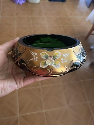 süfrə dekoru: Böyük dekorativ şüşə qablar dəsti - 1 ədəd oval formalı, aşağı — 1