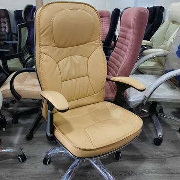 Ofis və oyun kresloları: Yeni, Təkərli, Qolları tənzimlənir, Parça — 23