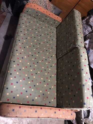 Прямые диваны: Срочно продаю диван 0…5…5. 9. 3. 2…0. 5…3…1 Состояние хорошее — 2