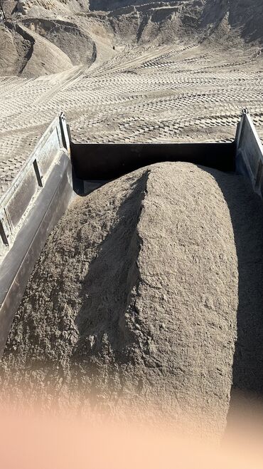 песок чистый: Доставка щебня, угля, песка, чернозема, отсев, По городу, без грузчика