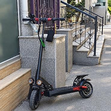 tvs 125: KUGOO M4 PRO Elektrik skuter – güclü və funksional şəhər nəqliyyatı — 1
