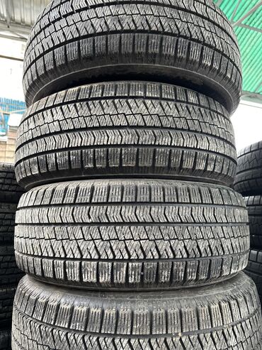 Шины: Шины 215 / 60 / R 16, Зима, Б/у, Комплект, Легковые, Bridgestone