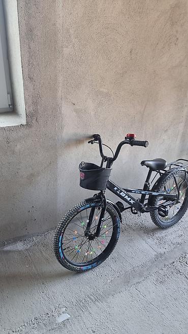 bmx satilir: Uşaq velosipedi – BMX üslubunda, 20" təkər ölçüsü Xüsusiyyətlər: - — 2