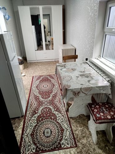 сдаю квартиру на длительный срок в районе кызыл аскерь: 1 комната, Агентство недвижимости, Без подселения, С мебелью частично