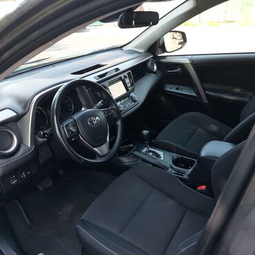 Toyota: Toyota RAV4: 2017 г., Гибрид, Кроссовер — 6