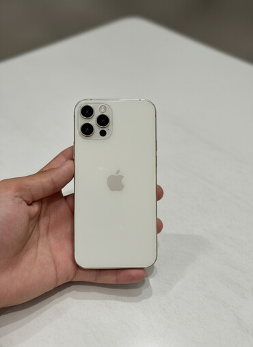 Apple iPhone: IPhone 12 Pro, Б/у, 256 ГБ, Золотой, Защитное стекло, Чехол, 100 % — 2
