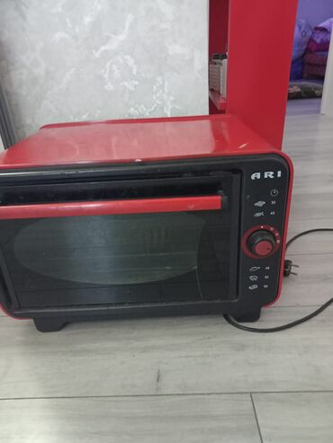 Qabyuyan maşınlar: Duxovka Ariete, Elektrik, rəng - Qırmızı, Ayrıca dayanan