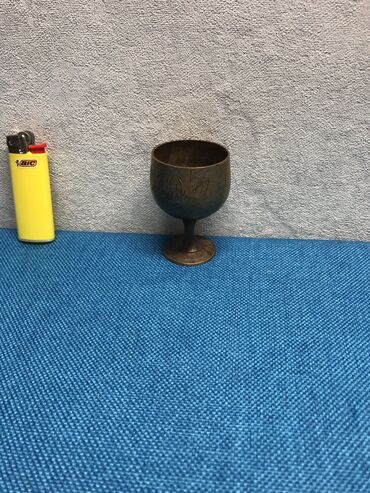 Sikkələr: Antik Latun Nelbeki ve murebbe qabi qiymet 1 eded ucun . 3 eded var — 15