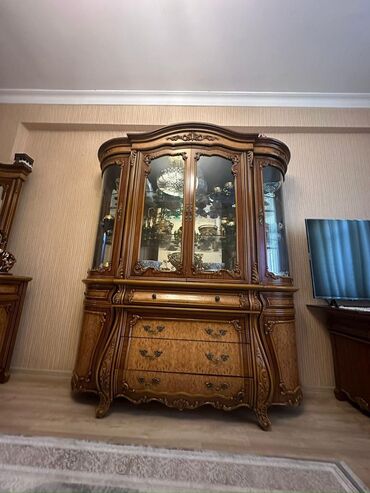 Qonaq otağı dəstləri: İşlənmiş, Komod, Dolab, Servant, Kredit yoxdur, Türkiyə