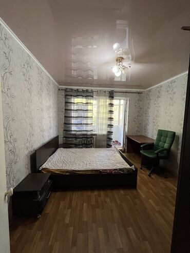 купить квартиру в строящемся доме в бишкеке: 3 комнаты, 85 м², Индивидуалка, 5 этаж, Старый ремонт