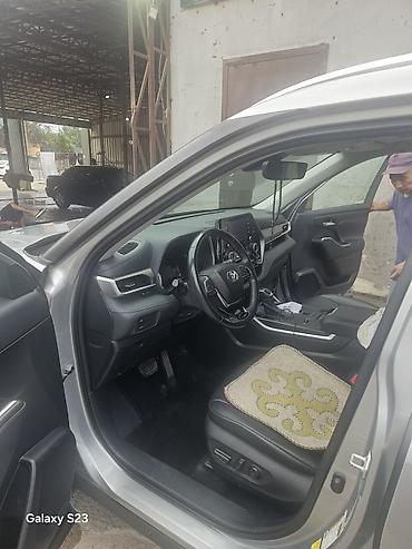 highlander 2017: Toyota Highlander: 2022 г., 2.5 л, Автомат, Гибрид, Кроссовер — 4