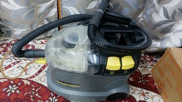 насос повышения давления: Экстракторный пылесос Karcher (Professional), модель из линейки Puzzi
