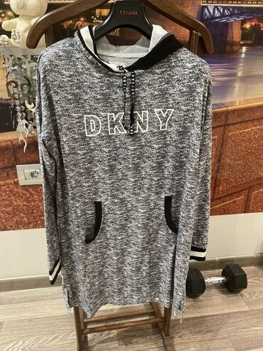 женские вязаные свитера: Svitşot, DKNY, S, rəng - Boz lalafo.az -da женские вязаные свитера: Svitşot, DKNY, S, rəng - Boz