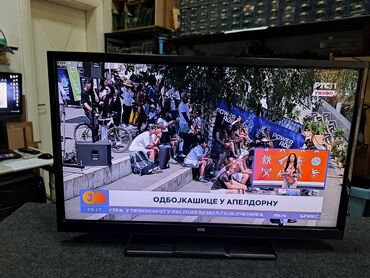 iris daljinski bluetooth: VOX LED TV 32 inča, model 32883 – potpuno ispravan i očuvan, bez