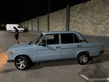 маленькая машина: Toyota : 1991 г., 1.6 л, Механика, Бензин, Седан