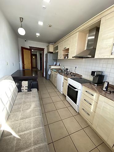 Аренда офисов: Аренда офисов, 135 м², В бизнес центре, С видом на горы, С оборудованием, С отдельной кухней — 9