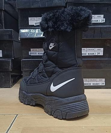 kickers cipele zenske: Nike Čizme 
36 do 41, 
cena 3800 dinara
PS✨ — 2