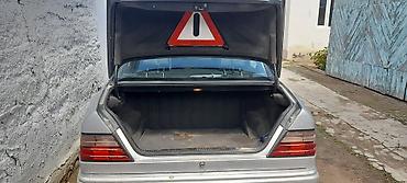 eafc 25: Mercedes-Benz E-Class: 1995 г., 2.2 л, Автомат, Бензин — 4