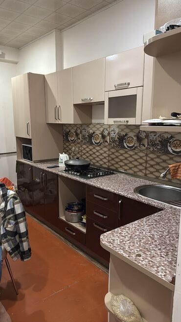 мебель для кухни: Mətbəx mebeli 500 azn Yaxşı vəziyyətdədir Üzerinde moyka qaz