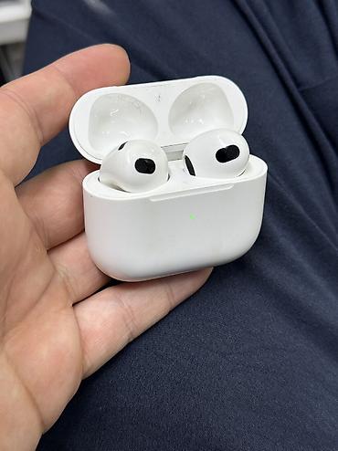 İşlənmiş Simsiz (Bluetooth) Qulaqcıqlar, Apple, rəng - Ağ