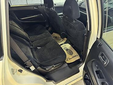 Honda: Honda Stream: 2003 г., Бензин, Минивэн — 10