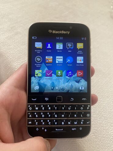 blackberry бу: Blackberry Classic, 2 GB, rəng - Qara, Düyməli, Sensor