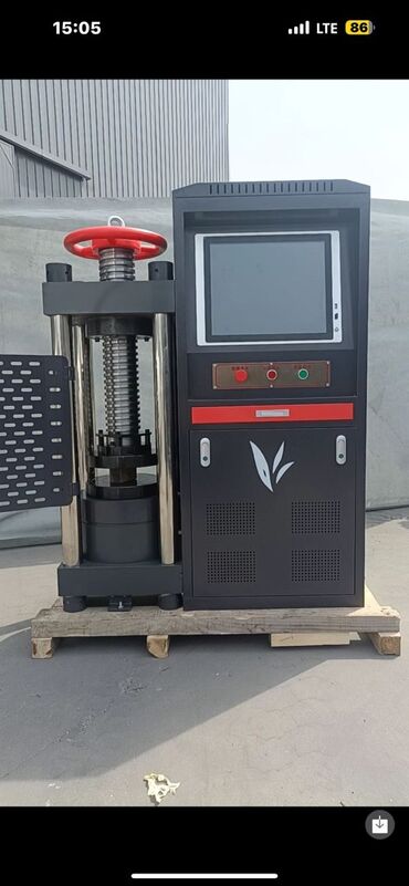 Другое строительное оборудование: Продается испытательный пресс для бетона Автоматизированный Макс — 3