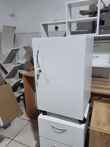 тумба на колесиках: Ağ rəngli, təkərli kilidli dolab - Material: laminat/MDF tipli ağ — 3