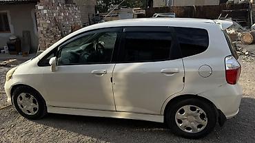 купить витц: Honda Fit: 2002 г., 1.3 л, Вариатор, Бензин, Хэтчбэк — 4