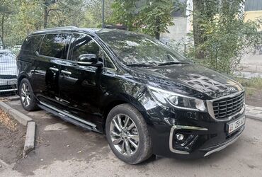 срочно продам авто в связи с переездом: Kia Carnival: 2020 г., Вэн/Минивэн