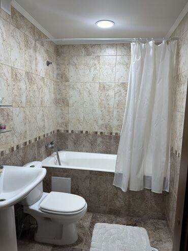 Долгосрочная аренда домов: 275 м², 7 комнат, Утепленный — 11