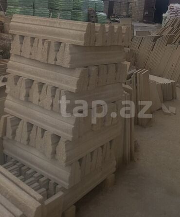 Beton dirəklər: Fasad və hasar üçün müxtəlif növ daşlar təklif olunur. Bu daşlar -da lalafo.az — 9 Beton dirəklər: Fasad və hasar üçün müxtəlif növ daşlar təklif olunur. Bu daşlar — 9