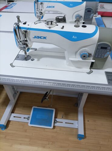 двухигольная машинка: Швейная машинка автомат прямострочка модел Jack A2 s обреска закрепка