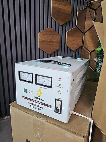 işıq artıran: Elektrik tənzimləyici Brend: Çelikkaya. Model: SVC-5000VA. Güc — 1