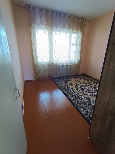 кок ой: 2 комнаты, 52 м², 105 серия, 2 этаж, Косметический ремонт