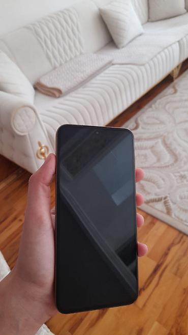 galaxy note 10: Məhsul: Smartfon Xüsusiyyətlər: - Tam ekranlı ön panel, yuxarı — 1