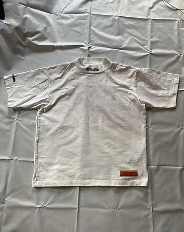 ray ben: Белая футболка Heron Preston «СТИЛЬ» - Крой: прямой, свободный — 2