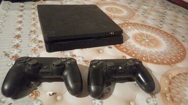 redmi not 10 c: Sony PlayStation 4 Slim oyun konsolu - Rəng: Qara - Korpus: incə